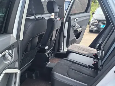 Audi Q3 2023, 41000 км, за 21159.1 USD - фото 8