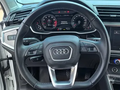 Audi Q3 2023, 41000 км, за 21159.1 USD - фото 13