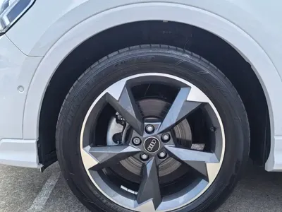 Audi Q3 2023, 41000 км, за 21159.1 USD - фото 21
