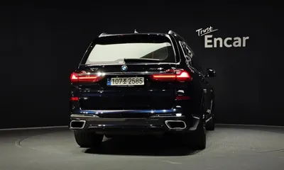 BMW X7 2021, 81591 км, за 42995.93 USD