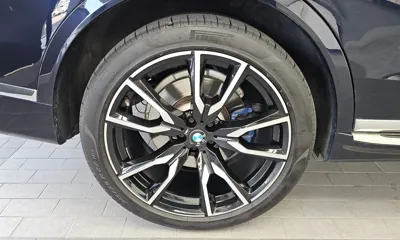 BMW X7 2021, 81591 км, за 42995.93 USD