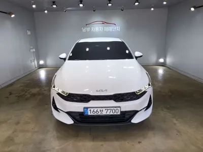 Kia K5 · 2022 год