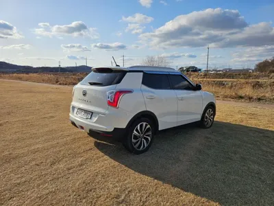 KG_Mobility_Ssangyong TIBOLI 2018, 92132 км, за 4879.01 USD