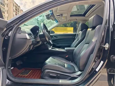 Honda Accord 2020, 82000 км, за 11068.14 USD