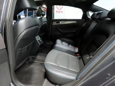 Hyundai Sonata 2019, 130386 км, за 9246.59 USD - фото 7