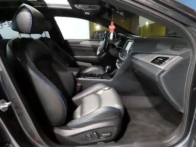 Hyundai Sonata 2019, 130386 км, за 9246.59 USD - фото 8