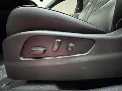 Cadillac XT4 2020, 85900 км, за 11771.4 USD - фото 18