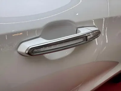 Cadillac XT4 2020, 85900 км, за 11771.4 USD - фото 35