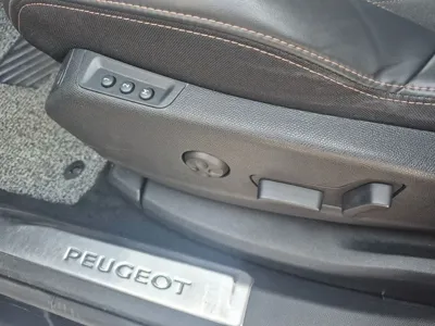 Peugeot 3008 2019, 236849 км, за 8658.26 USD - фото 12