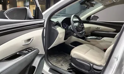 Hyundai Tucson 2023, 40555 км, за 15622.95 USD - фото 11
