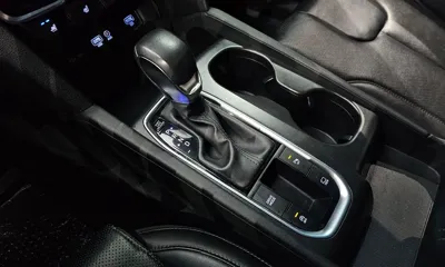 Hyundai Santafe 2019, 80731 км, за 11004.75 USD - фото 9