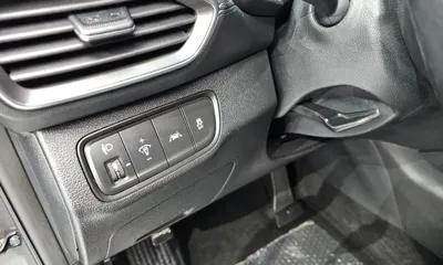 Hyundai Santafe 2019, 80731 км, за 11004.75 USD - фото 13