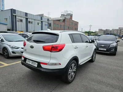 Kia Sportage 2015, 95692 км, за 5600.05 USD