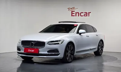 Volvo S90 · 2023 год