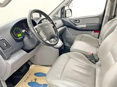 Hyundai Starex 2016, 94345 км, за 8998.95 USD - фото 10