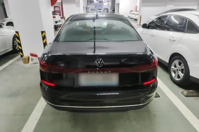 Volkswagen Passat 2025, 51500 км, за 16639 USD