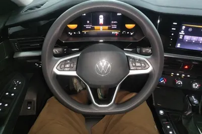 Volkswagen Passat 2025, 51500 км, за 16639 USD - фото 18