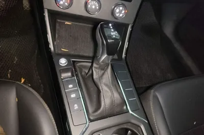 Volkswagen Passat 2025, 51500 км, за 16639 USD - фото 21