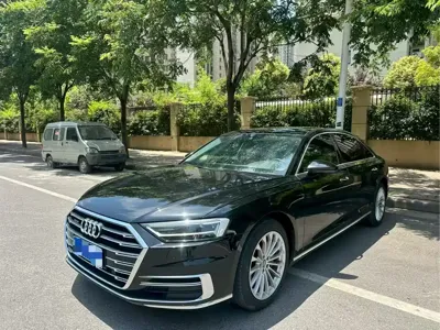 Audi A8 · 2019 год