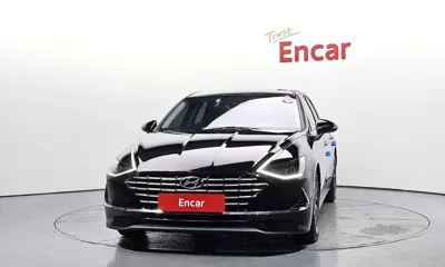 Hyundai Sonata 2022, 122296 км, за 9744.52 USD