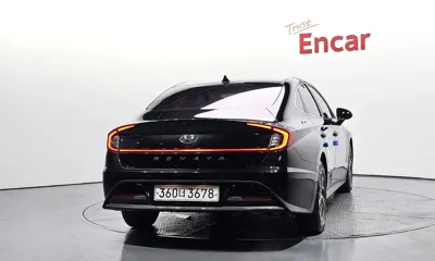 Hyundai Sonata 2022, 122296 км, за 9744.52 USD