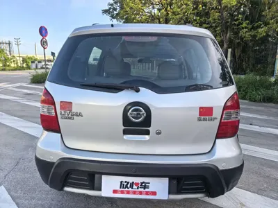 Nissan Livina 2010, 110000 км, за 2336.28 USD - фото 6