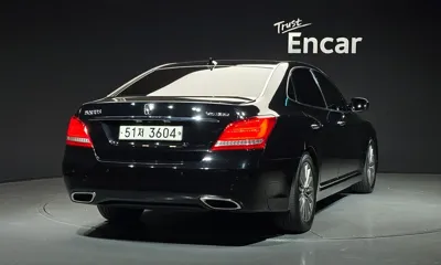 Hyundai Equus 2013, 143982 км, за 5616.12 USD