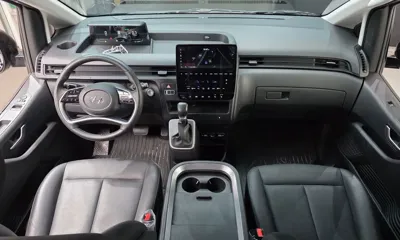 Hyundai Staria 2023, 39922 км, за 17263.85 USD - фото 7