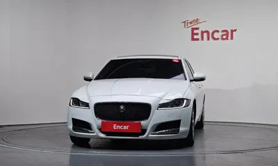 Jaguar XF 2016, 157195 км, за 4228.02 USD