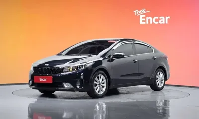 Kia K3 · 2016 год
