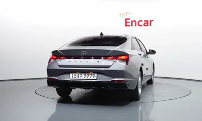 Hyundai Avante 2021, 122925 км, за 9361.18 USD