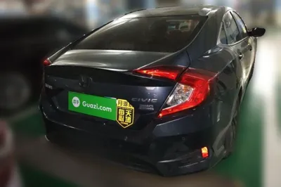 Honda Civic 2016, 52300 км, за 9053 USD