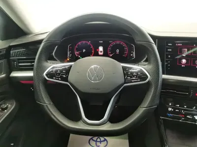 Volkswagen Passat 2022, 31400 км, за 18731.24 USD - фото 15