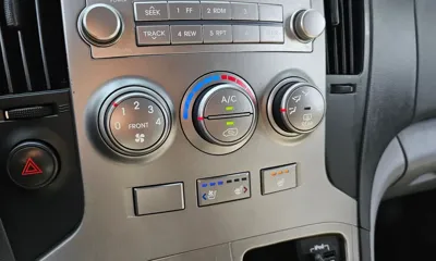 Hyundai Starex 2015, 155747 км, за 5846.03 USD - фото 16