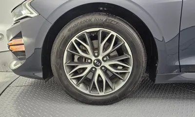 Kia K5 2020, 143552 км, за 10603.7 USD