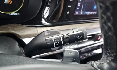 Kia K5 2020, 143552 км, за 10603.7 USD - фото 28