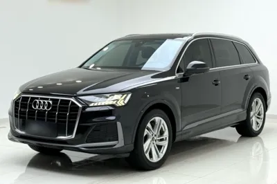 Audi Q7 · 2021 год