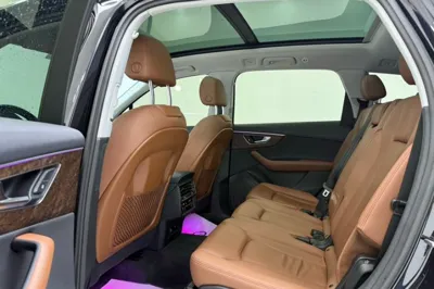 Audi Q7 2021, 71100 км, за 40984 USD - фото 10