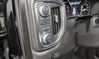 GMC Sierra 2022, 12199 км, за 67656.31 USD - фото 18