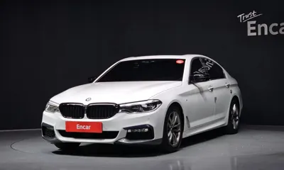 BMW 5-Series · 2018 год