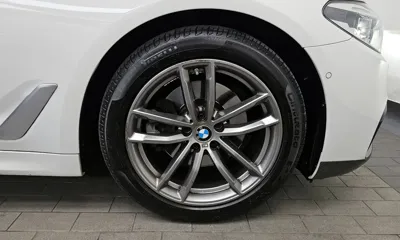 BMW 5-Series 2018, 140699 км, за 16451.93 USD