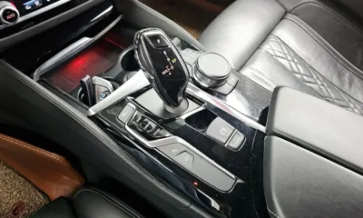 BMW 5-Series 2018, 140699 км, за 16451.93 USD - фото 9