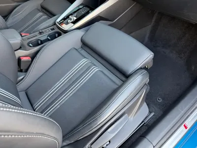 Audi A3 2022, 50000 км, за 15846.46 USD - фото 27