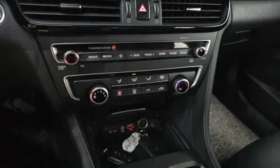Kia K5 2020, 126931 км, за 6837.27 USD - фото 17