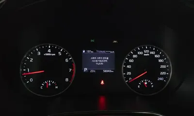 Kia Seltos 2020, 58343 км, за 12221.28 USD - фото 8