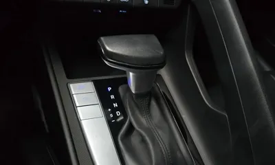 Hyundai Avante 2023, 69589 км, за 10175.09 USD - фото 9