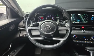 Hyundai Avante 2023, 69589 км, за 10175.09 USD - фото 13