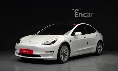Tesla Model 3 · 2021 год