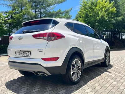 Hyundai Tucson 2018, 120000 км, за 9376.83 USD