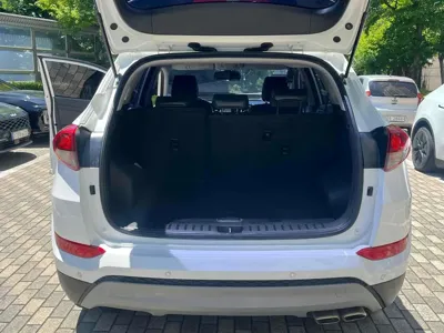 Hyundai Tucson 2018, 120000 км, за 9376.83 USD - фото 11